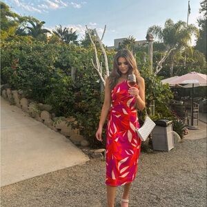 Elegant Pink and Orange Leaf Print Dress